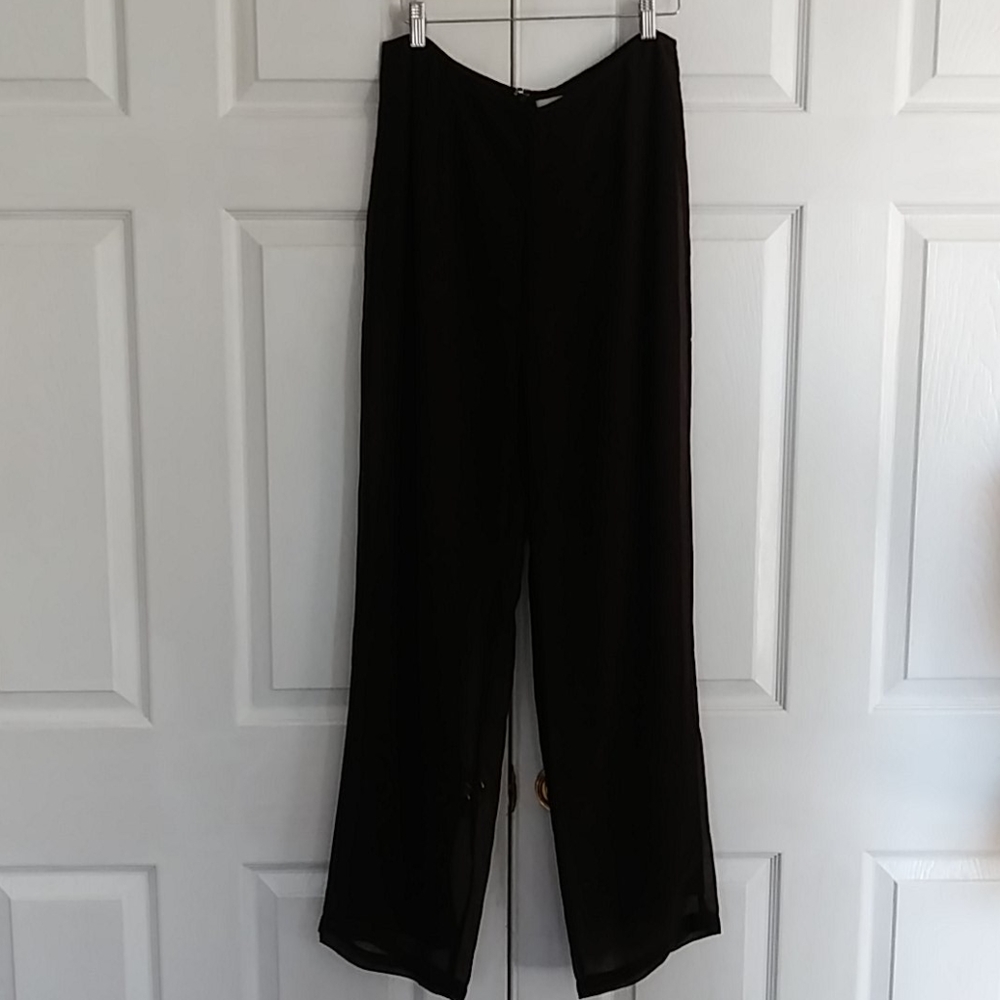 Spiegel Size 6 Burgundy Gorgeous Pants